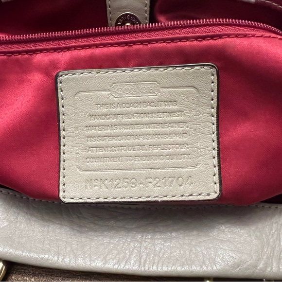 Coach Bag & wallet lot - Coach 6266 - Coach F21704 - Picture 16 of 16